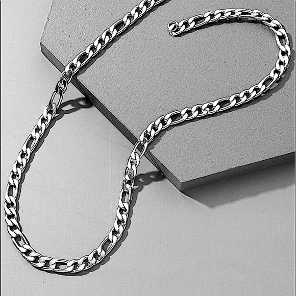 STAINLESS STEEL FIGARO CHAIN LINK NECKLACE - Picture 2 of 16